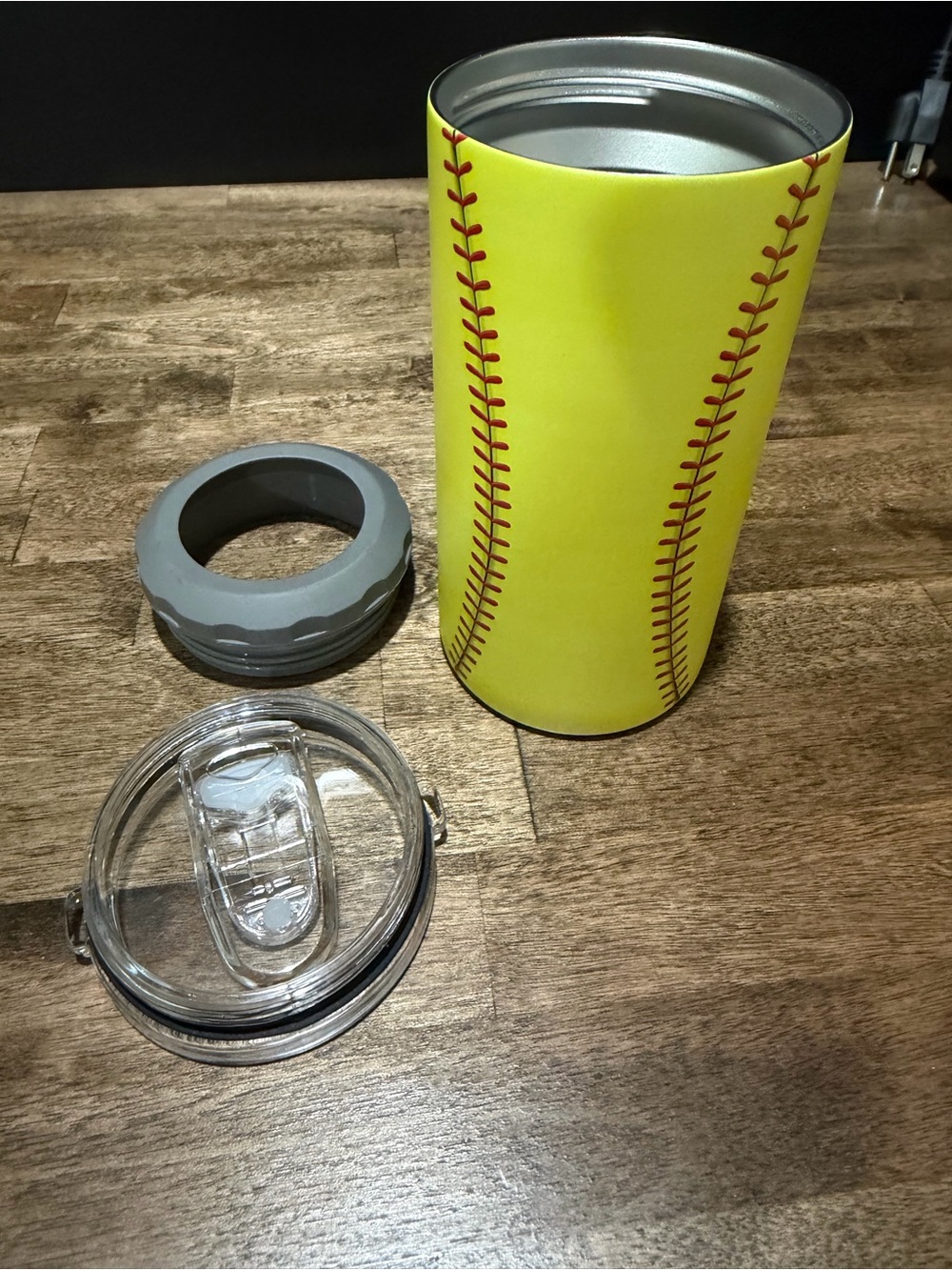 Softball Print Can Cooler/tumbler